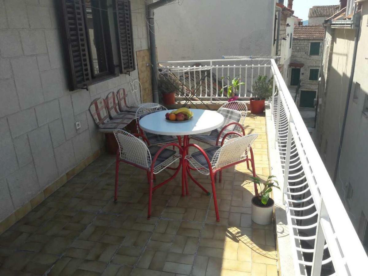 Suncica Apartments Kaštela Eksteriør bilde