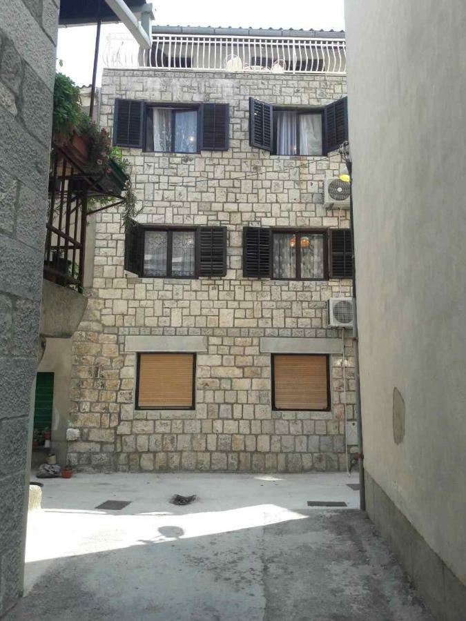 Suncica Apartments Kaštela Eksteriør bilde