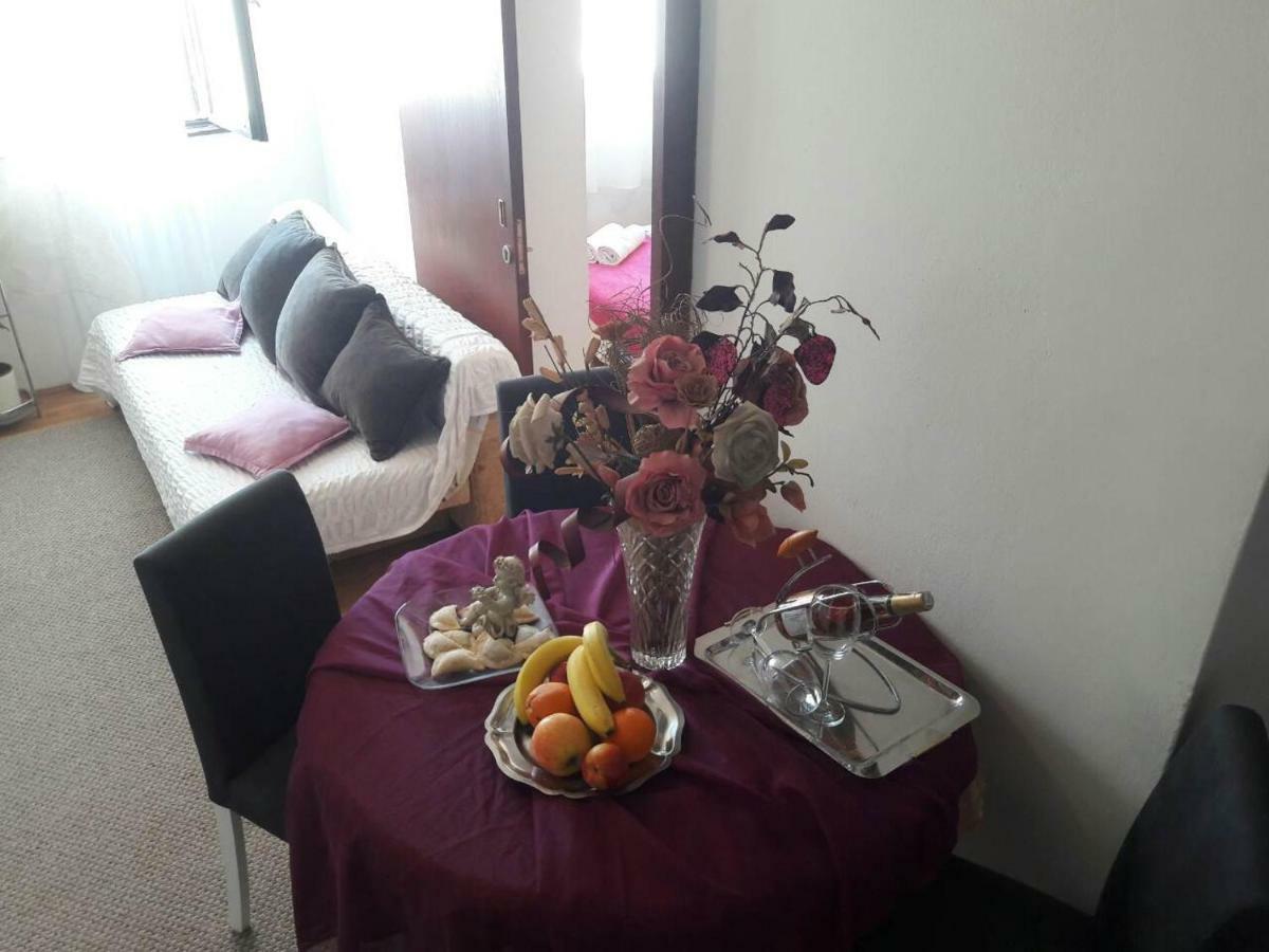 Suncica Apartments Kaštela Eksteriør bilde