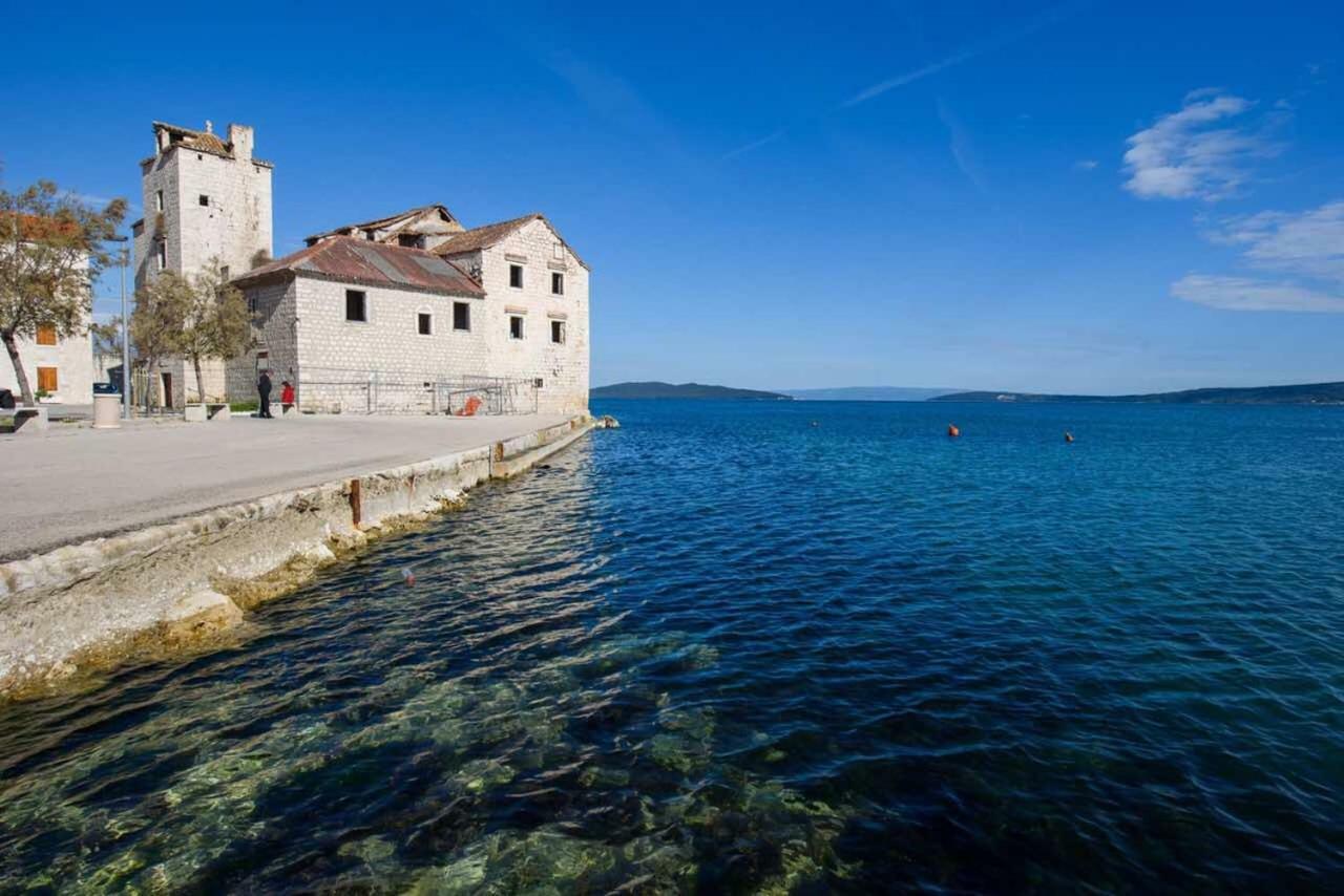 Suncica Apartments Kaštela Eksteriør bilde
