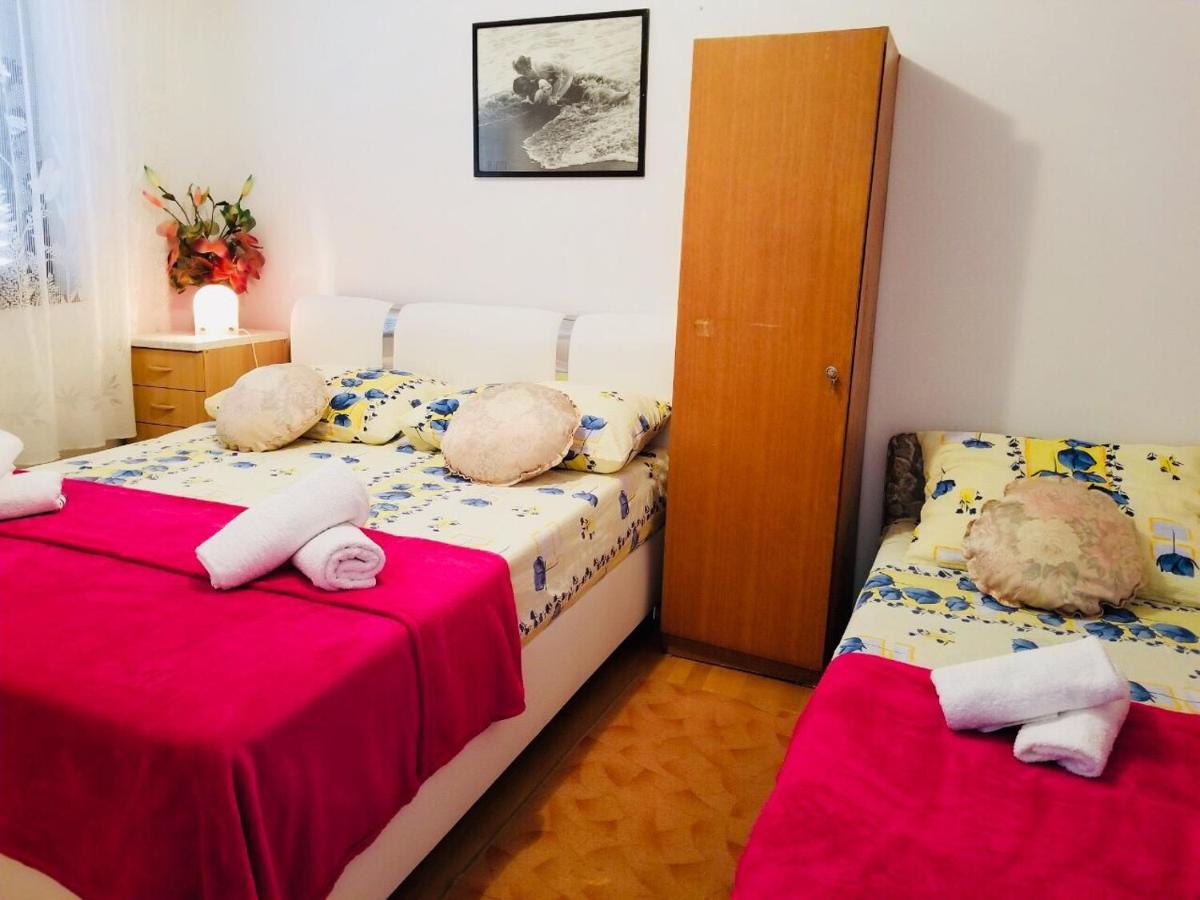 Suncica Apartments Kaštela Eksteriør bilde